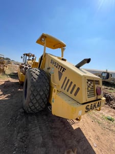 ให้เช่ารถบด10ตัน4ตัน รถแทรกเตอร์ รถเกรด แม็คโคร รถ6ล้อดั้ม