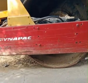 รถบด10ตัน. 1เพลา Dynapac ใช้งานดี มีทะเบียน ราคา3.9แสน รถบด10ตัน. 1เพลา Dynapac ใช้งานดี มีทะเบียน ราคา3.9แสน