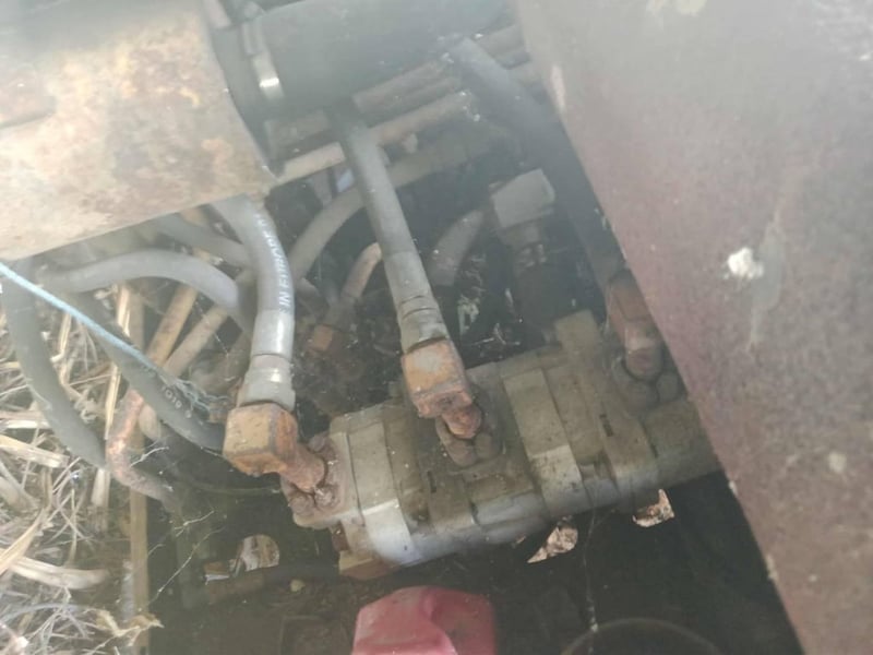 ขายแม็คโครkomatsu pc60-3 บูมยาว ใช้งานดี ใบซื้อขายราคา125,000าคา