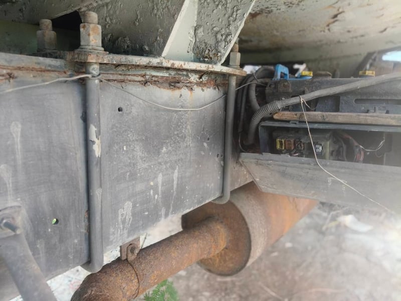 รถ10ล้อน้ำมันปามnissan 290แรง ใช้งานดี มีทะเบียน ราคาถูกดีๆๆ580,000 รถ10ล้อน้ำมันปามnissan 290แรง ใช้งานดี มีทะเบียน ราคาถูกดีๆๆ580,000