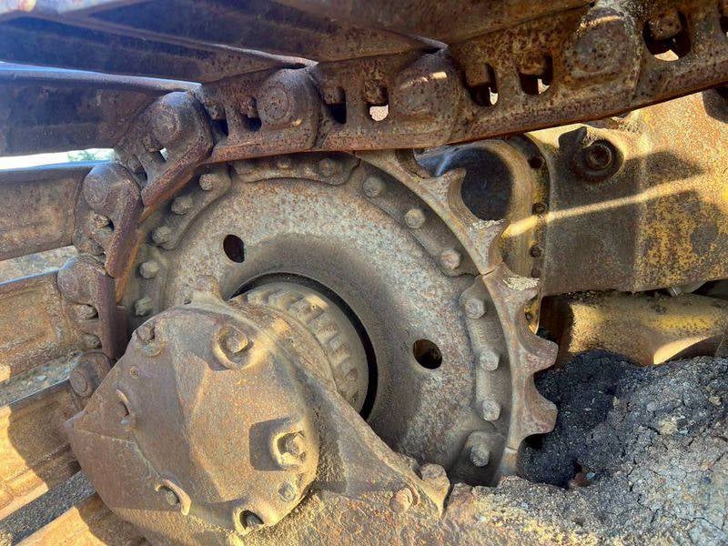 ขายรถแทรกเตอร์CAT D5D ตีนเป็ด  ใช้วานดีมาก ใบซื้อขาย ราคา4 5แสน