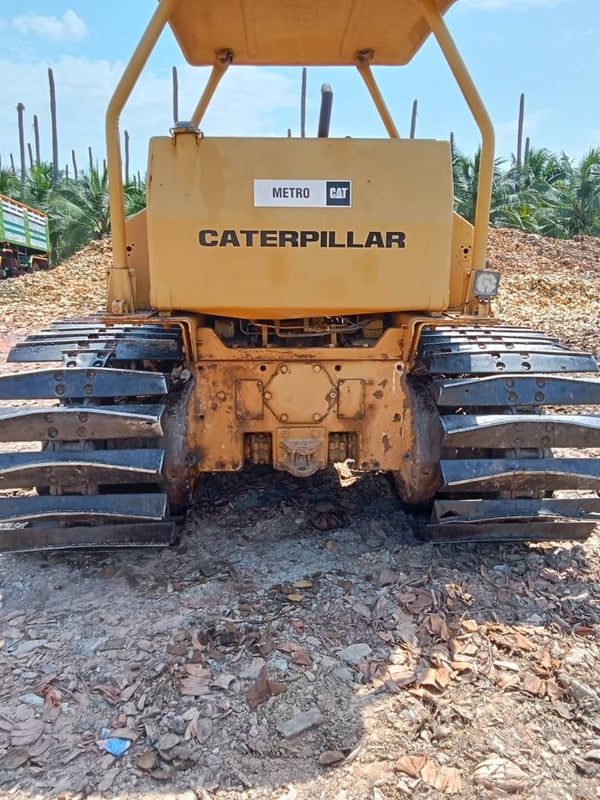 ขายรถแทรกเตอร์CAT D5B 10Z  ตีนเป็ด ใช้งานได้ ใบซื้อvาย ราคาถูก6.9แสน