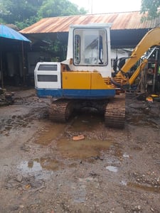 ขายรถแม็คโครkomatsu pc40-2 เก่าjapan ใช้งานได้ดี ราคา165,000 ขายรถแม็คโครkomatsu pc40-2 เก่าjapan ใช้งานได้ดี ราคา165,000