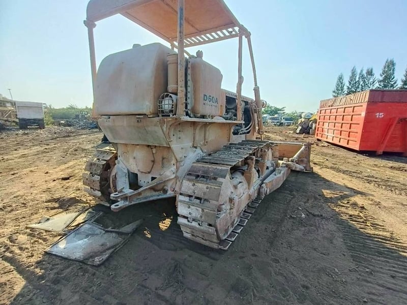 ขายรถแทรกเตอร์ komatsu D60a-3 ใช้งานดี ใบซื้อvาย ราคา4.3แสน ขายรถแทรกเตอร์ komatsu D60a-3 ใช้งานดี ใบซื้อvาย ราคา4.3แสน
