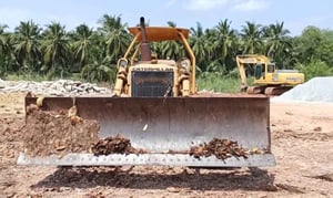 รถแทรกเตอร์CAT D5B 10z ตีนเป็ด ใช้งานดี ใบซื้อขาย ราคา7.3แสน