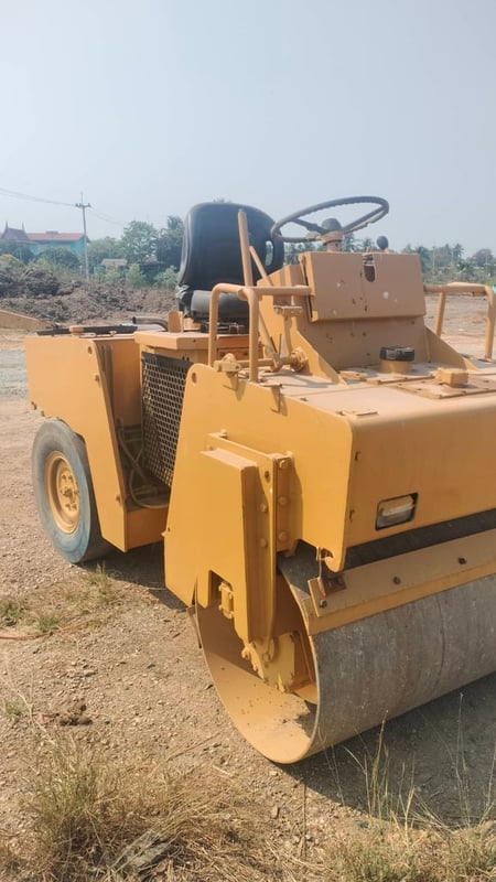 รถบด4ตันสั่นสะเทือน bomag 4ton ใช้งานดี ราคาถูกดีๆ195,000