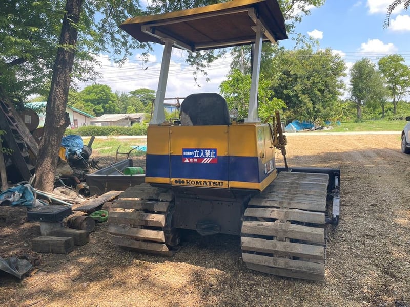 รถแทรกเตอร์komatsu D20pl-6ใบ70 ใช้งานดี ใบซื้อvายราคา230,000 รถแทรกเตอร์komatsu D20pl-6ใบ70 ใช้งานดี ใบซื้อvายราคา230,000