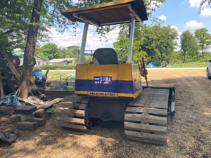 รถแทรกเตอร์komatsu D20pl-6ใบ70 ใช้งานดี ใบซื้อvายราคา230,000 รถแทรกเตอร์komatsu D20pl-6ใบ70 ใช้งานดี ใบซื้อvายราคา230,000