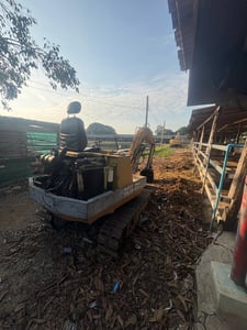 แม็คโครmitsubishi pc20ใช้งานได้ดี ใบซื้อขาย ราคา65,000