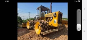 รถบดล้อหนาม4ล้อcat815 ใช้งานดีมีทะเบียน ราคา1.8ล.บาท รถบดล้อหนาม4ล้อcat815 ใช้งานดีมีทะเบียน ราคา1.8ล.บาท