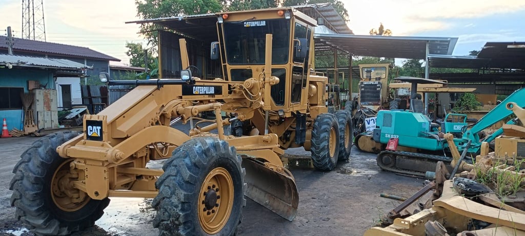 ขายรถเกรดเดอร CAT 140G 72v8348 มีทะเบียน ใช้งานปกติ ราคา1,850,000 ขายรถเกรดเดอร CAT 140G 72v8348 มีทะเบียน ใช้งานปกติ ราคา1,850,000