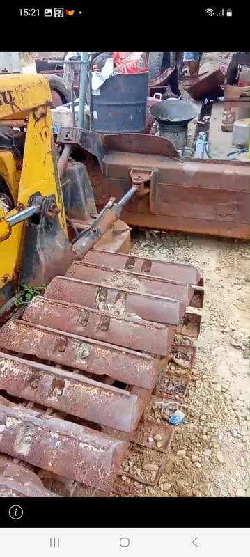 ขายรถแทรกเตอร์komatsu d20p-5 ใมีดสไล้ ใช้งานได้ ราค115,000