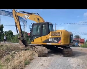 รถแม็คโครCAT 312D ใช้งานดี มีทะเบียน ราคาถูกดีๆๆ6.5แสน