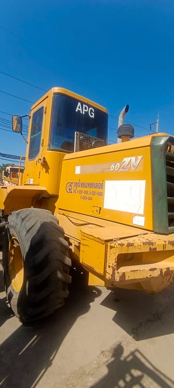 ขายรถตัก.kcm. 2คิว เครื่องisuzu ใบแจ้งจำหน่าย ใช้งานดี ราคา840,000