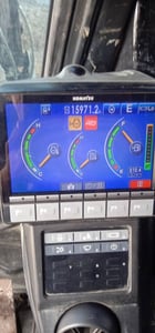 ขายรถแม็คโครkomatsu pc200-8ใช้งานได้ดี มีทะเบียน ราคา6.3แสน