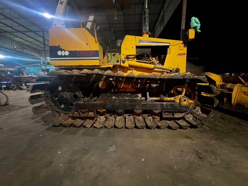 รถแทรกเตอร์komatsu D20p-6 ตีนเป็ด ใบมีดสไล้ ใช้งานดี ราคา2.6แสน