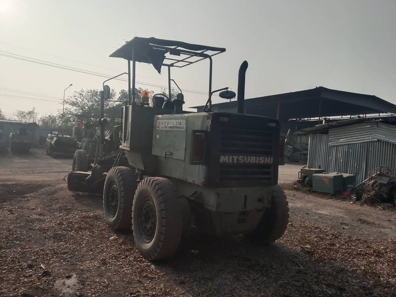 ขายรถเกรด mitdubishi mg230ใช้งานดี ใบซื้อvาย ราคาถูกดีๆๆ 5.5แสน