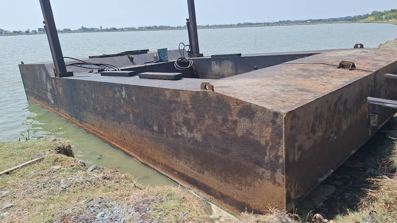 ขายโป๊ะใส่pc120 สภาพดี ราคา600,000บ. ขายโป๊ะใส่pc120 สภาพดี ราคา600,000บ.