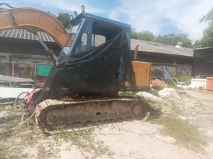 ขายรถแม็คโครkomatsu pc60-3 ใช้งานได้ ใบซื้อvาย ราคา160,000