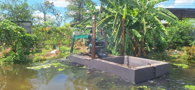 ขายโป๊ะใส่pc30 pc20ใช้งานดี สภาพดี ราคา280,000