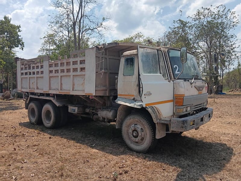 รถ10ล้อดั่ม2เพลา Hino FM226 ใช้งานดี มีทะเบีย ราคา2.7แสนน ราคาถูกดี รถ10ล้อดั่ม2เพลา Hino FM226 ใช้งานดี มีทะเบีย ราคา2.7แสนน ราคาถูกดี
