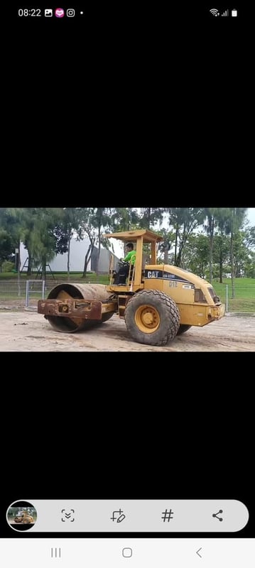 ขายรถบด10ตันCAT cs533e ใช้งานดี มีทะเบียน  ราคา1,150,000