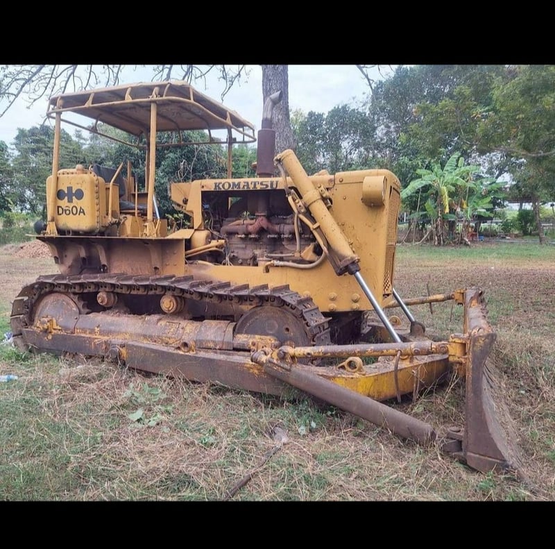 ขายรถแทรกเตอร์komatsu D60A-3ตีนไก่ ใช้งานปกติ ใบซื้อขาย ราคาถูกดี3.5แสน ขายรถแทรกเตอร์komatsu D60A-3ตีนไก่ ใช้งานปกติ ใบซื้อขาย ราคาถูกดี3.5แสน