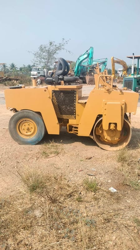 รถบด4ตันสั่นสะเทือน bomag 4ton ใช้งานดี ราคาถูกดีๆ195,000