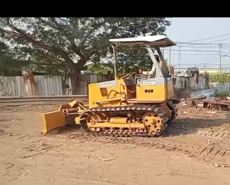 ขายรถแทรกเตอร์komatsu D20p-6ตีนเป็ด ใบมีดสไล้ ใช้งานดี ราคา285,000