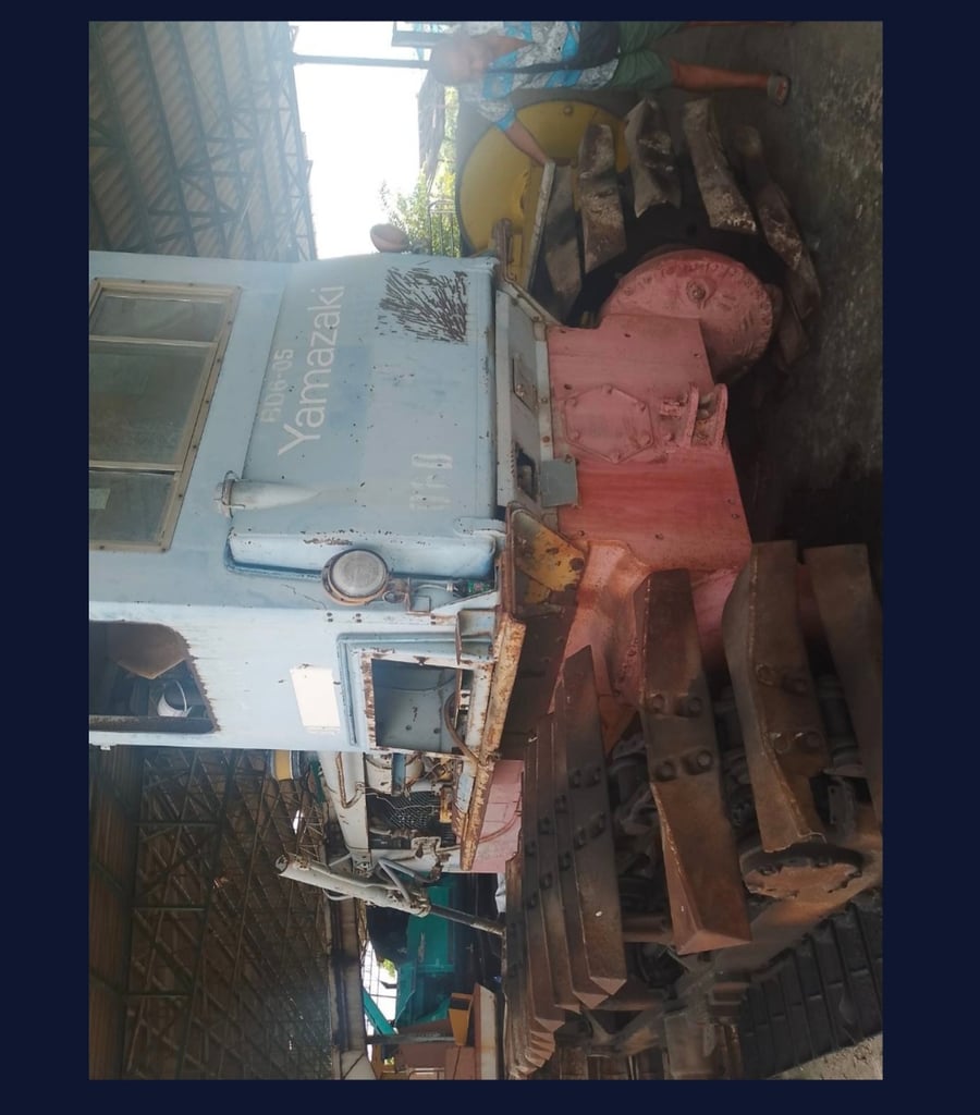 ขายรถแทรกเตอร์CAT D6D ตีนเป็ด เก่า japan ใบซื้อvาย ราคาถูกดี595,000