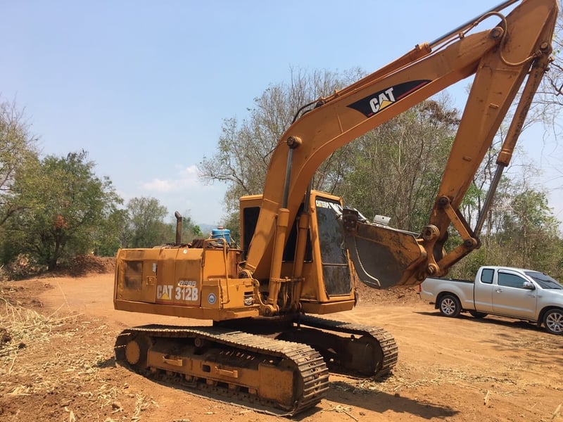 รถแม็คโครCAT E120B ใช้งานดี ใบซื้อvาย ราคาถูกดีๆๆ0828703954  0847205412