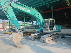 รถแม็คโครkobelco sk 200-6มีทะเบียน ใช้งานดี ราคา690,000