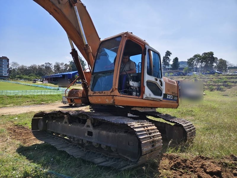 ขายรถแม็คโครDosan 220lcv ใบแจ้งจำหน่าย ใช้งานได้ ราคา3.9แสน ขายรถแม็คโครDosan 220lcv ใบแจ้งจำหน่าย ใช้งานได้ ราคา3.9แสน