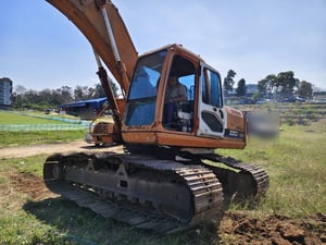 ขายรถแม็คโครDosan 220lcv ใบแจ้งจำหน่าย ใช้งานได้ ราคา3.9แสน ขายรถแม็คโครDosan 220lcv ใบแจ้งจำหน่าย ใช้งานได้ ราคา3.9แสน