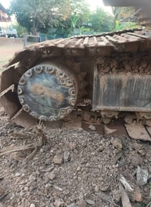 ขายรถแม็คโครkomatsu pc200-5 ใช้งานดี ใบซื้อขาย ราคา295,000