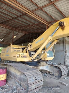 ขายแม็คโครkomatsu pc300-5 ใช้งานดี ใบซื้อขาย ราคาถูกดี8.5แสน