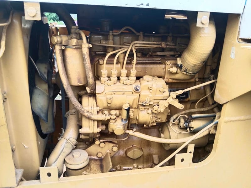 ขายรถตักล้อยางkomatsu 505 ใช้งานดี ใบซื้อขาย ราคา185,000