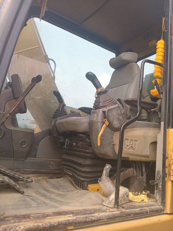 รถแม็คโครCAT312D ใช้งานดี มีทะเบียน ราคาถูกดีๆๆ499,000