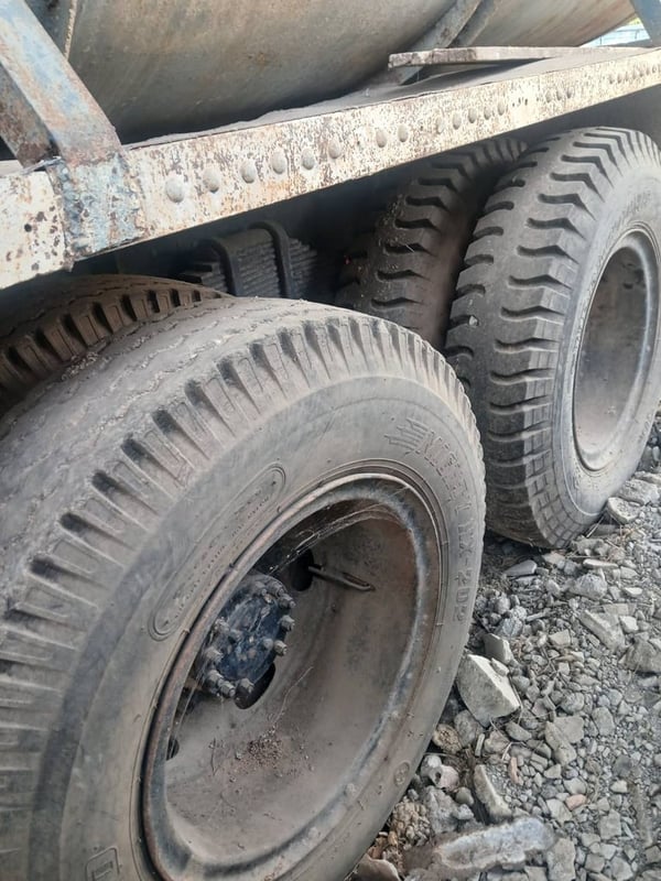 รถ10ล้อน้ำ1เพลา isuzu 175 แรง 6BF ใช้งานดี มีทะเบียน ราคา2.2แสน รถ10ล้อน้ำ1เพลา isuzu 175 แรง 6BF ใช้งานดี มีทะเบียน ราคา2.2แสน