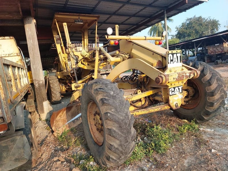 ขายรถเกรดเดอร์ cat 140g 72v936 ใช้งานดี มีทะเบียน ราคา1,050,000