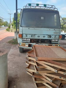 รถ6ล้อดั้มisuzu 175แรง ใช้งานดี มีทะเบียน ราคา295,000