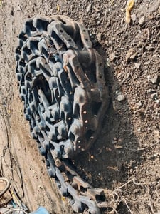 ขายโซ่มือ2แทรกเตอร์komatsu D20p-3 ,5,6,7สภาพดี ราคาคู่ละ13,000