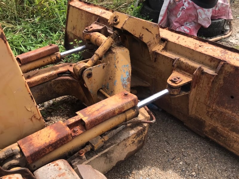 รถแทรกเตอร์ komstsu D20p-5ตีนเป็ด ใช้งานได้ปกติ ใบมีดสไล้ รารา99,000