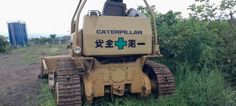 รถแทรกเตอร์CAT D5B ตีนไก่ มีเล่ม ใช้งานดี ราคา399,000