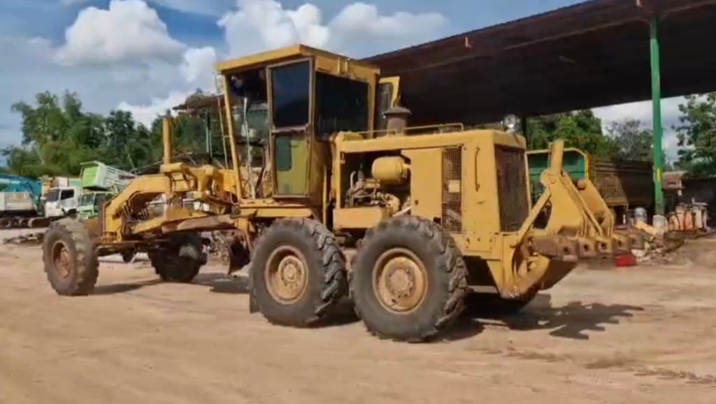 ขายรถเกรดCAT 140G72v12452 มีทะเบียน ใช้งานดี ราคา1,550,000 ขายรถเกรดCAT 140G72v12452 มีทะเบียน ใช้งานดี ราคา1,550,000