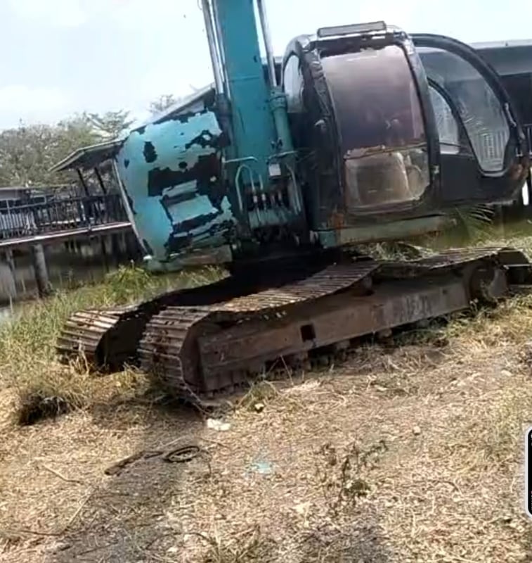 รถแม็คโครkobelco  sk120-5super ใช้งานดี ใบซื้อขาย ราคา269,000