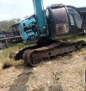 รถแม็คโครkobelco  sk120-5super ใช้งานดี ใบซื้อขาย ราคา269,000