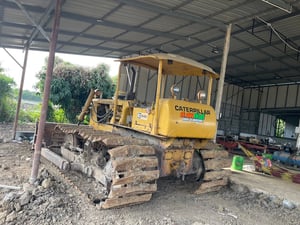 ขายรถแทรกเตอร์cat D4D ตีนเป็ด ใบซื้อขาย ใช้งานดี ราคา2.5แสน