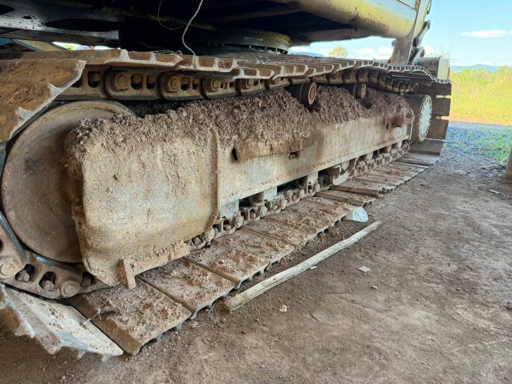 รถแม็คโครcat 320c ใช้งานดี มีทะเบียน ราคา4.7แสน รถแม็คโครcat 320c ใช้งานดี มีทะเบียน ราคา4.7แสน