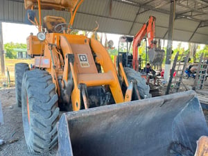 ขายรถตักล้อยาง cat 920 ใช้งานดี ใบซื้อvาย ราคา2.2แสน